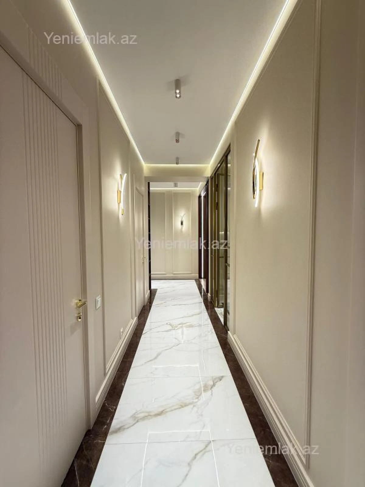 Satılır 3 otaqlı yeni tikili 85 m²