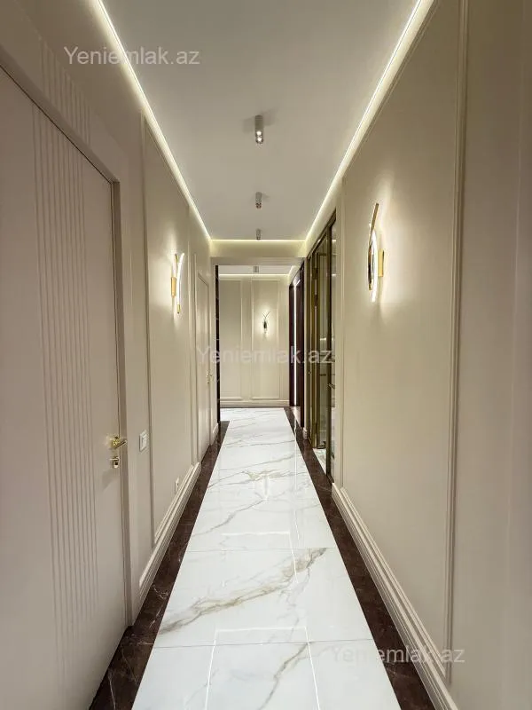 Satılır 3 otaqlı yeni tikili 85 m²