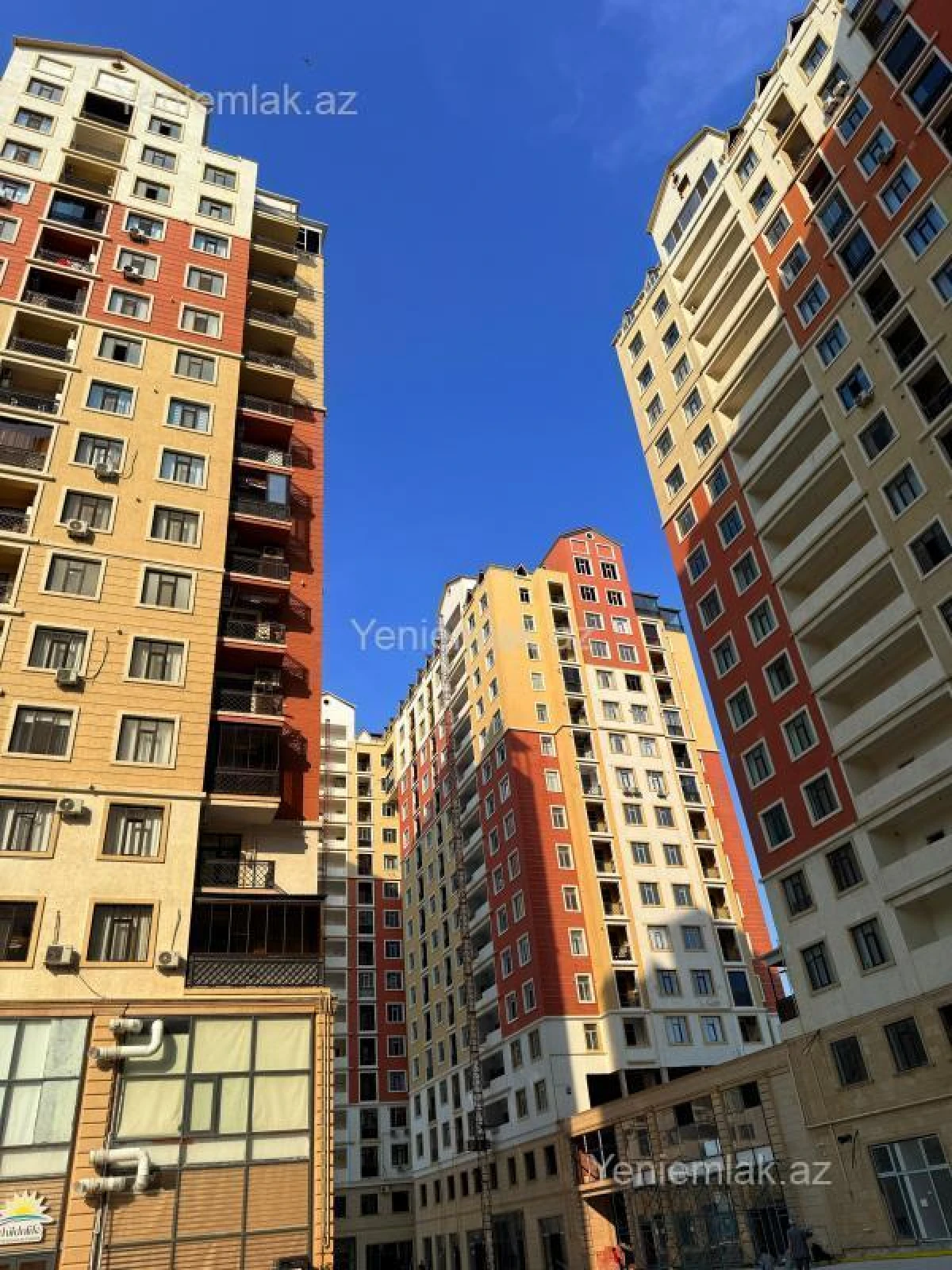 Satılır 3 otaqlı yeni tikili 85 m²