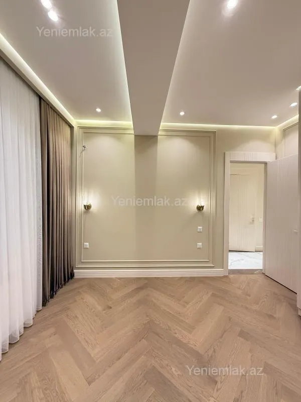 Satılır 3 otaqlı yeni tikili 85 m²