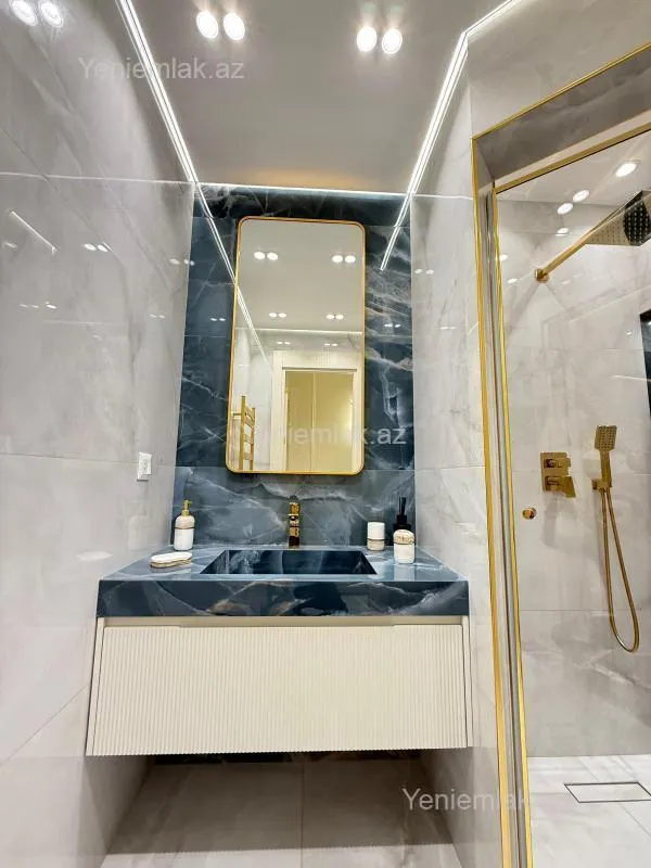 Satılır 3 otaqlı yeni tikili 85 m²