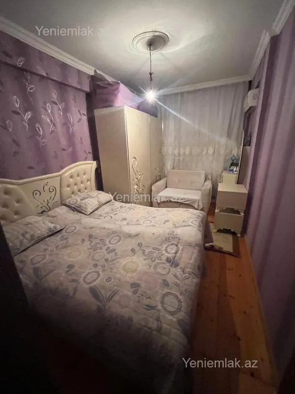 Satılır 2 otaqlı yeni tikili 70 m²