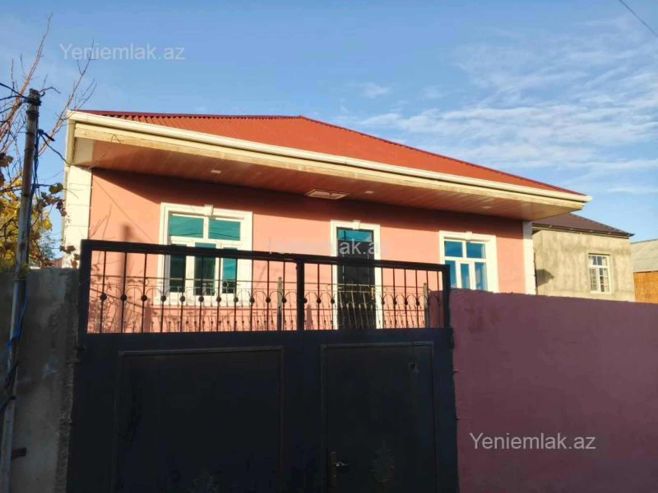 Satılır 3 otaqlı həyət evi 120 m²