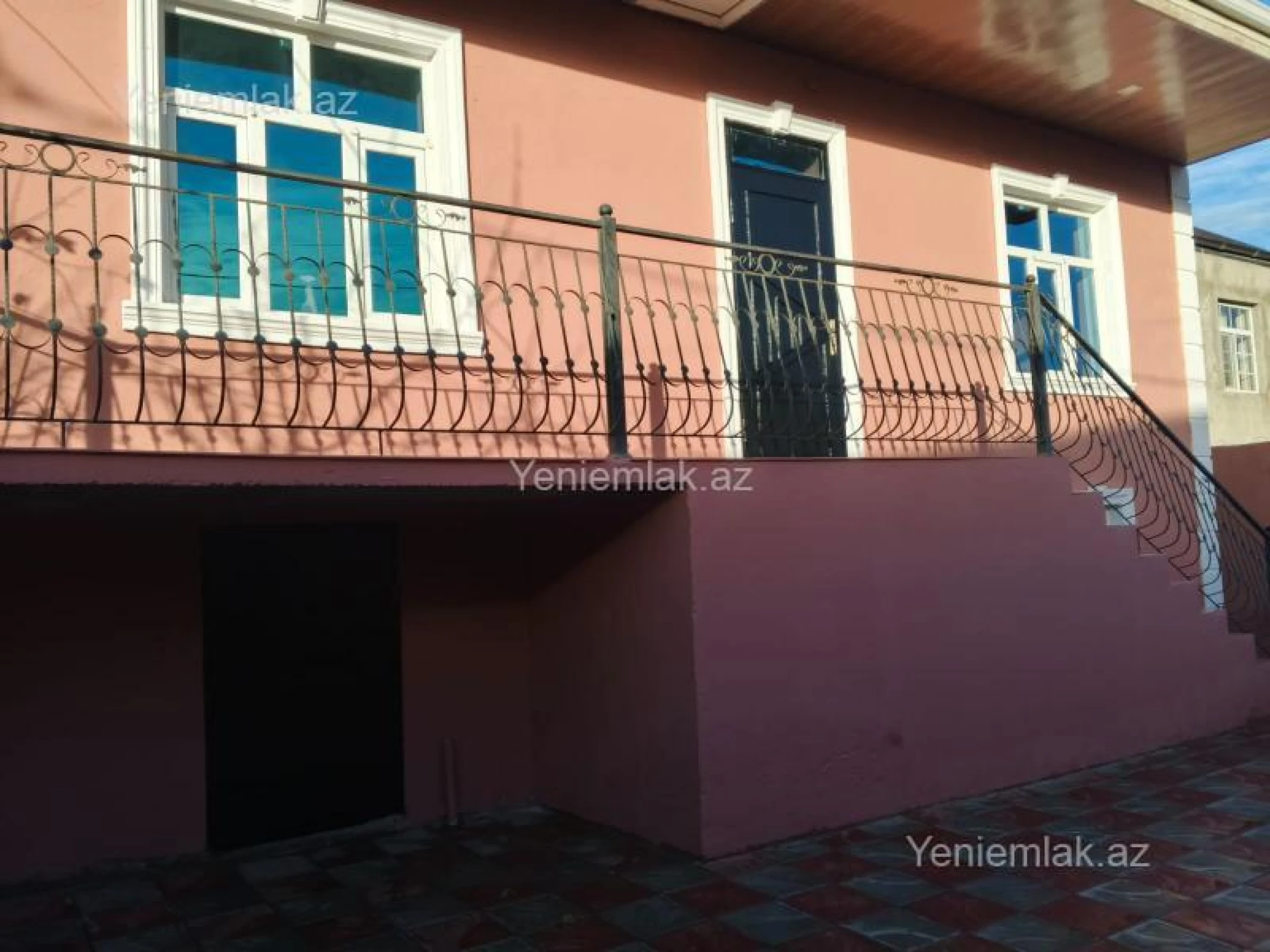 Satılır 3 otaqlı həyət evi 120 m²