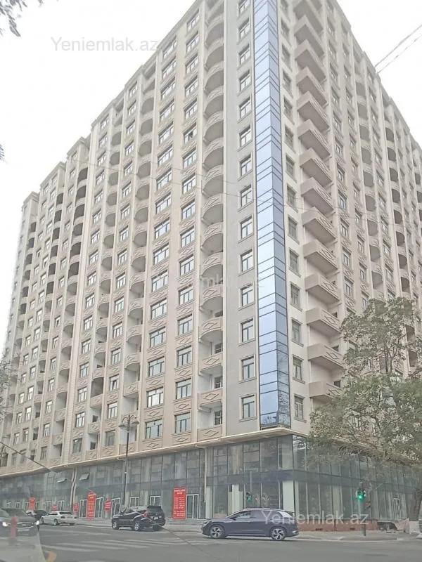 Satılır 3 otaqlı yeni tikili 140 m²