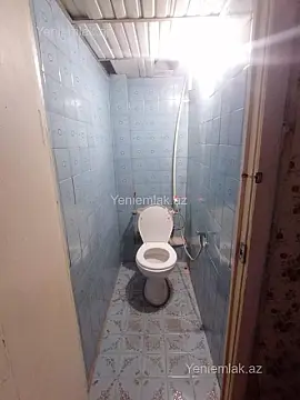 Satılır 2 otaqlı köhnə tikili 65 m²