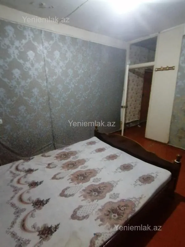 Satılır 2 otaqlı köhnə tikili 65 m²