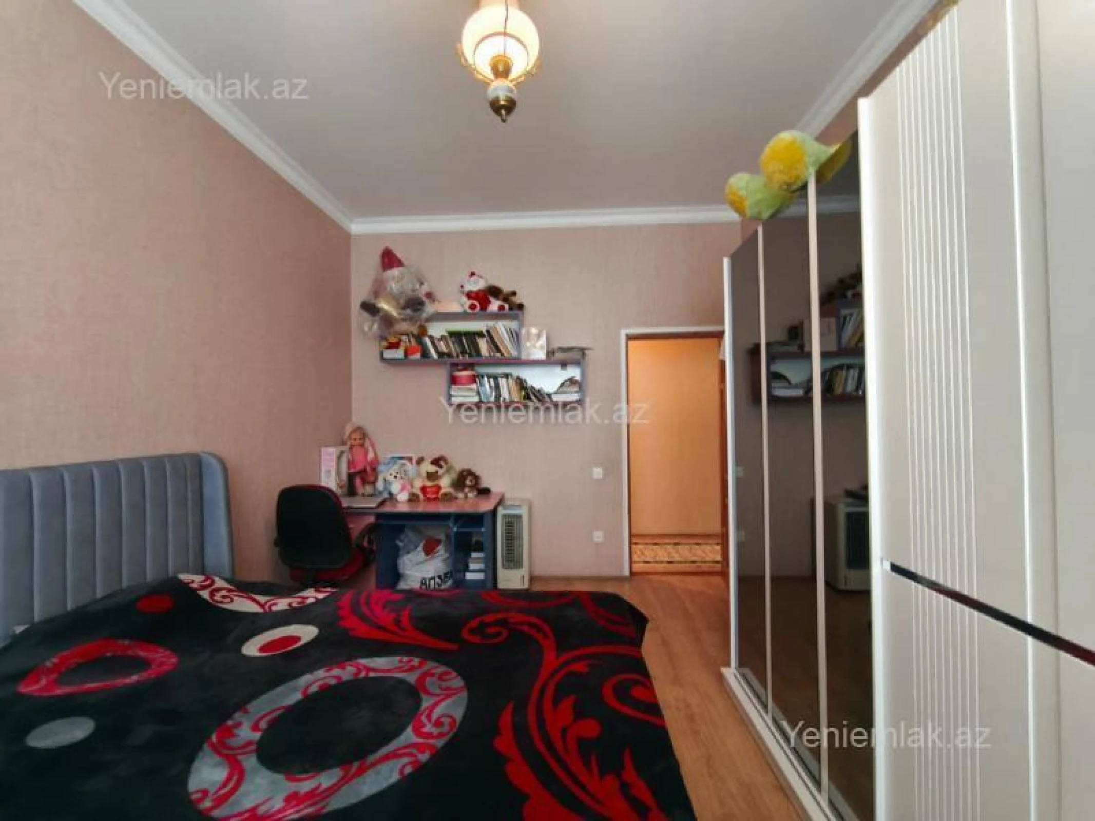 Satılır 3 otaqlı yeni tikili 158 m²