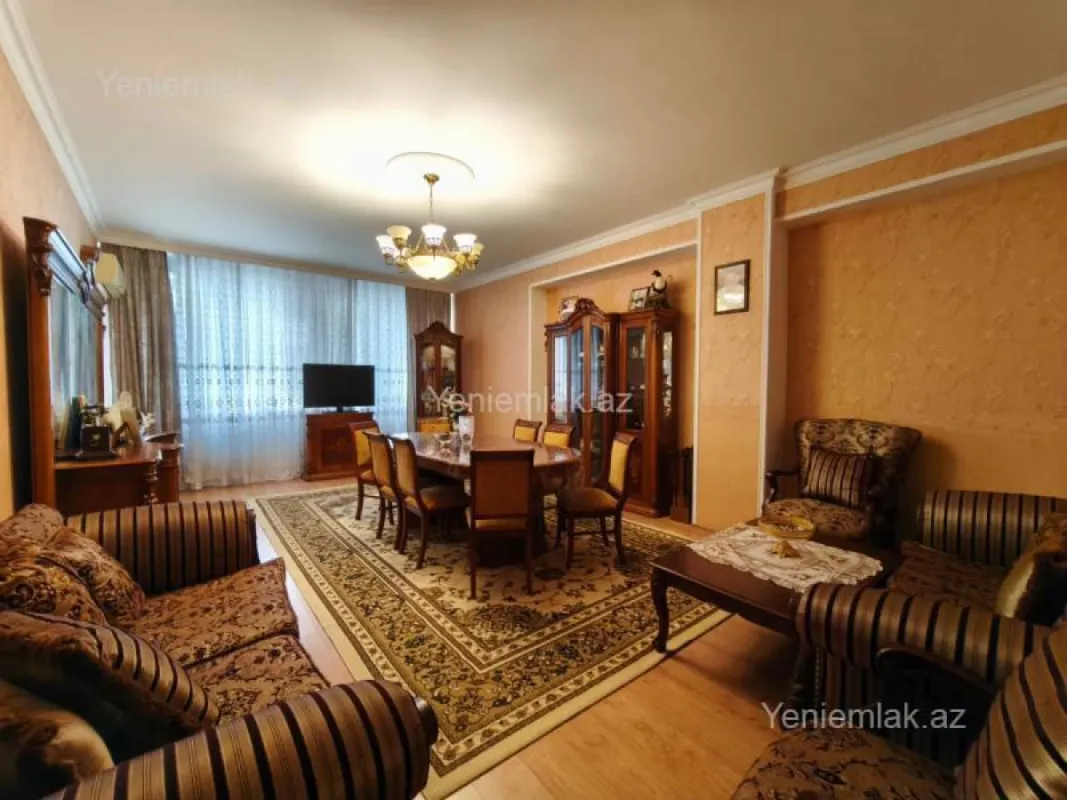 Satılır 3 otaqlı yeni tikili 158 m²