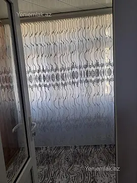 Satılır 2 otaqlı köhnə tikili 45 m²