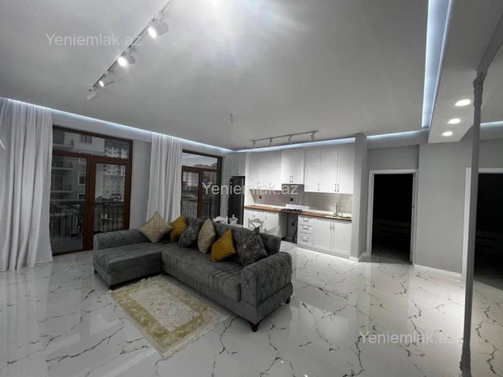 Satılır 3 otaqlı yeni tikili 94 m²