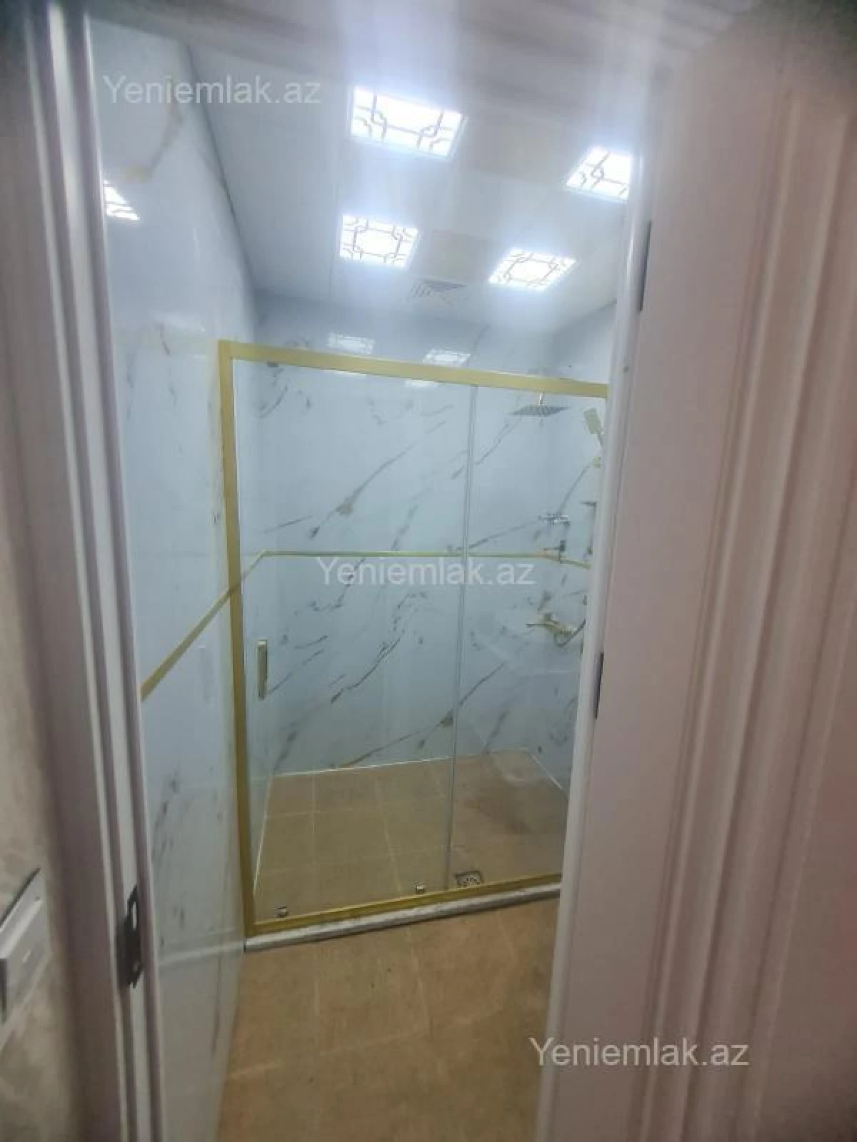 Satılır 2 otaqlı köhnə tikili 45 m²