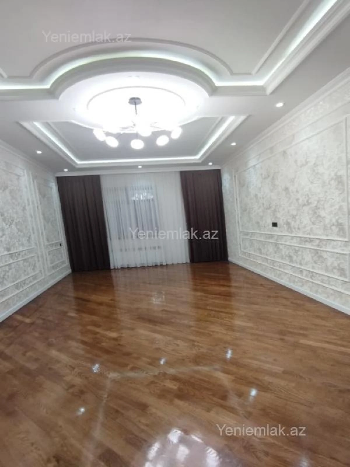 Satılır 6 otaqlı həyət evi 330 m²