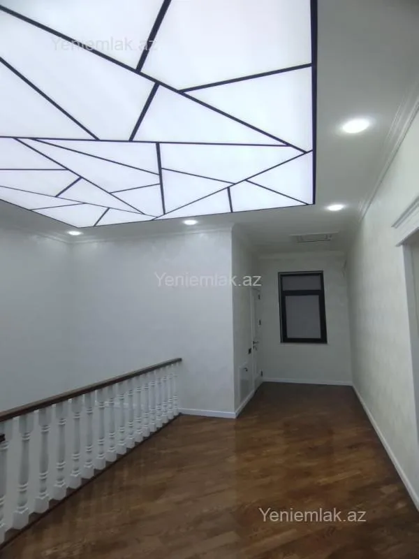 Satılır 6 otaqlı həyət evi 330 m²