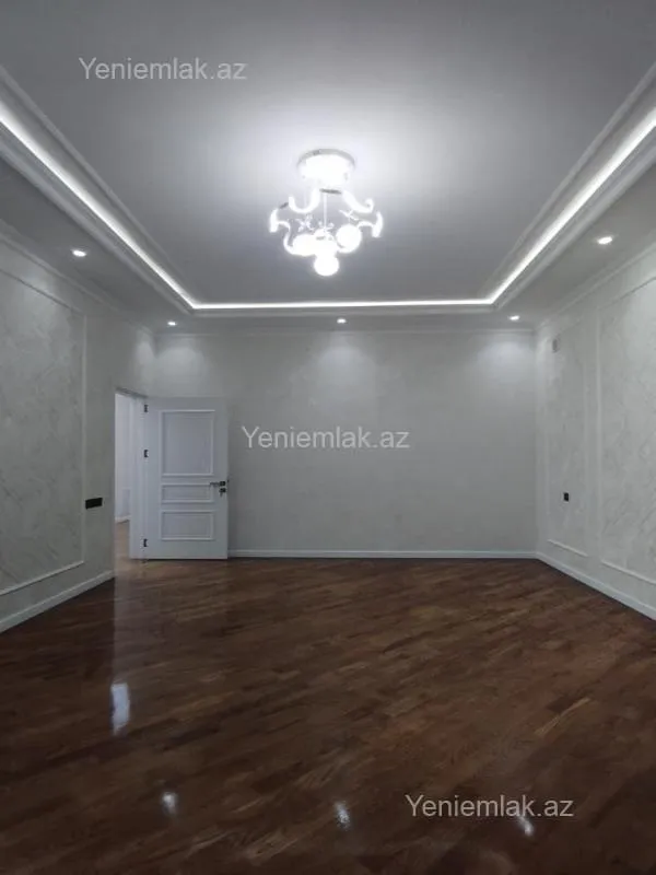 Satılır 6 otaqlı həyət evi 330 m²
