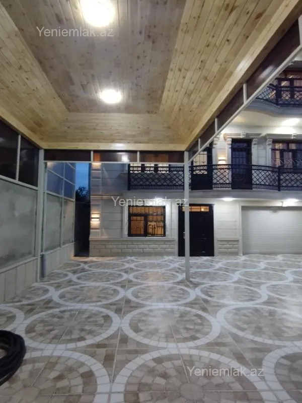 Satılır 6 otaqlı həyət evi 330 m²