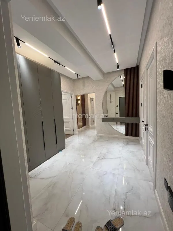 Satılır 3 otaqlı yeni tikili 114 m²
