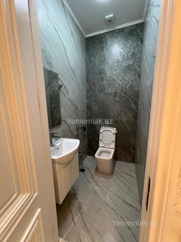 Satılır 3 otaqlı yeni tikili 114 m²