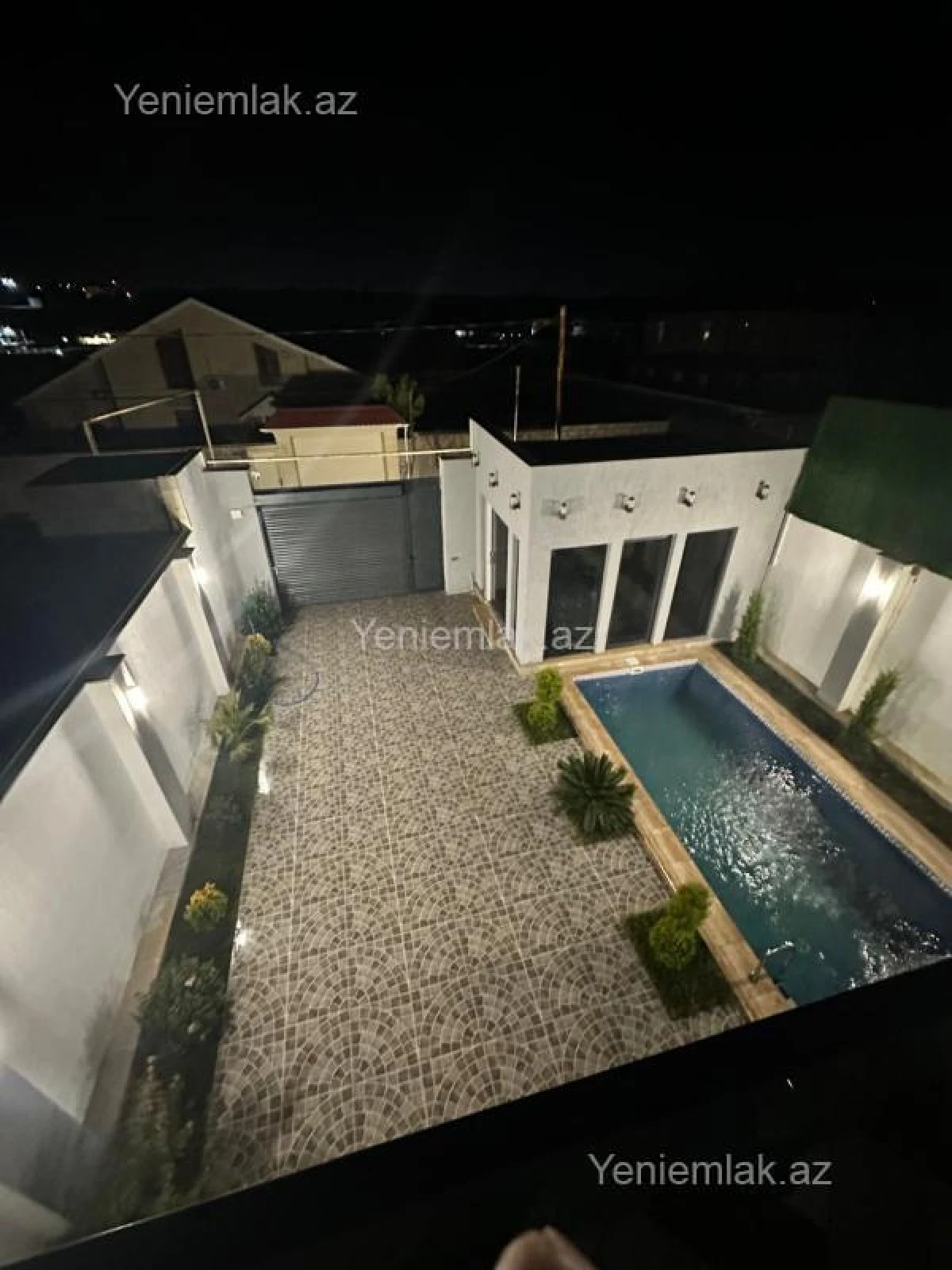 Satılır 4 otaqlı həyət evi 270 m²