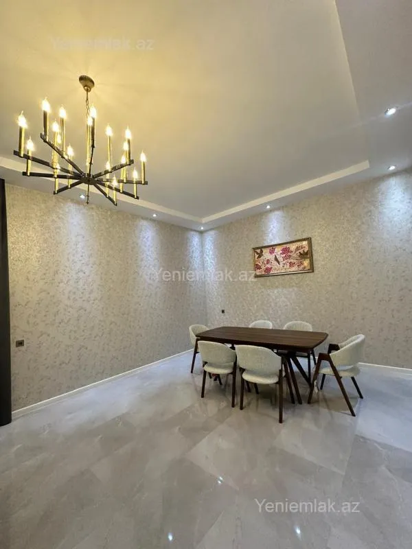 Satılır 4 otaqlı həyət evi 270 m²