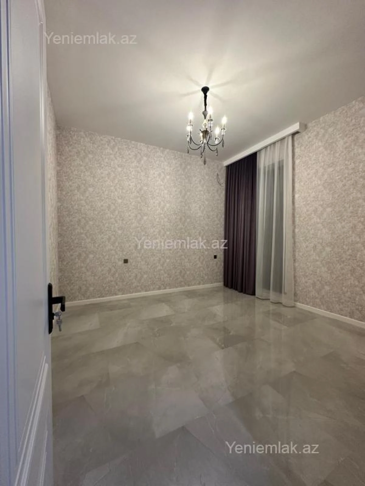 Satılır 4 otaqlı həyət evi 270 m²