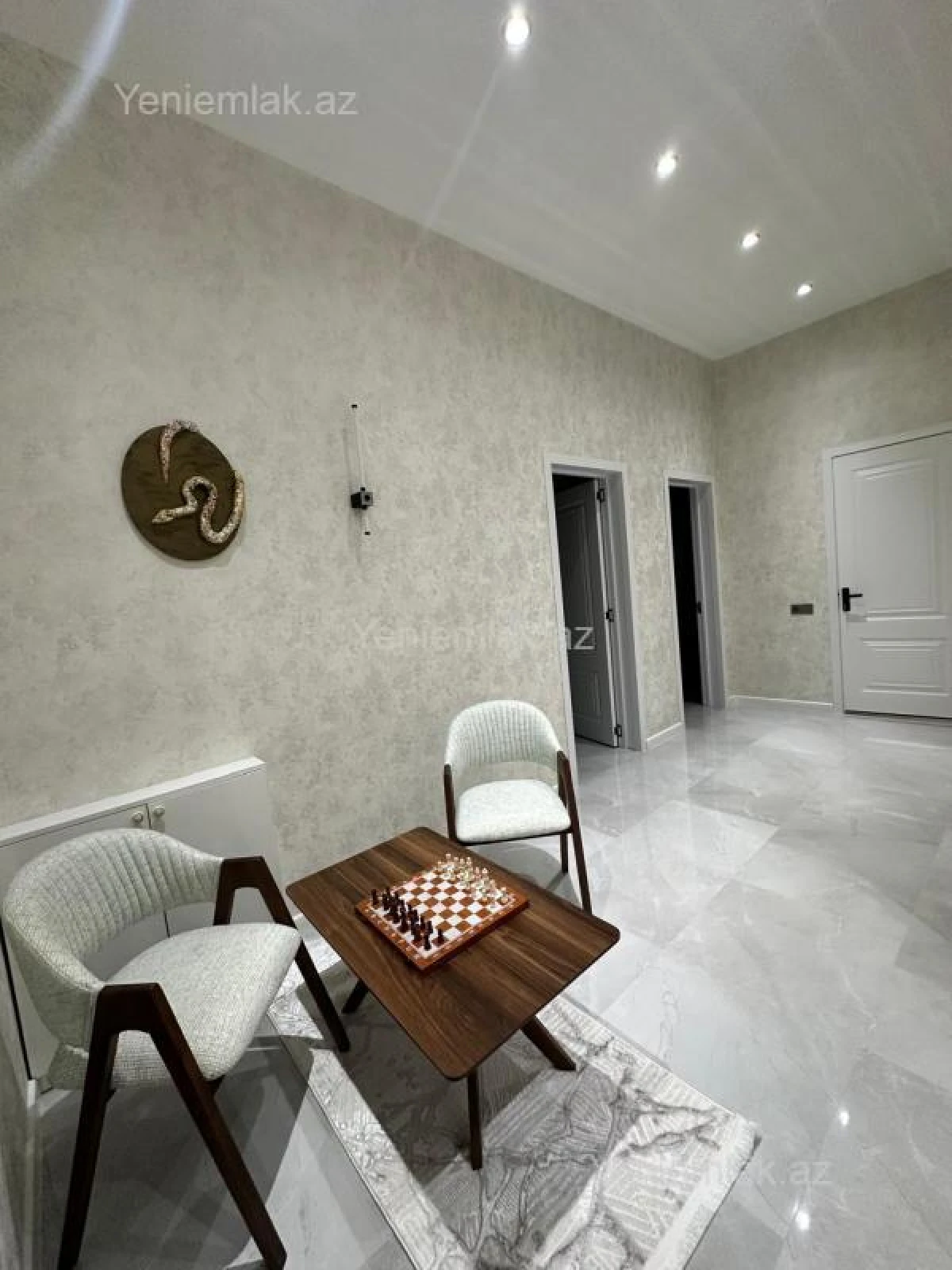 Satılır 4 otaqlı həyət evi 270 m²