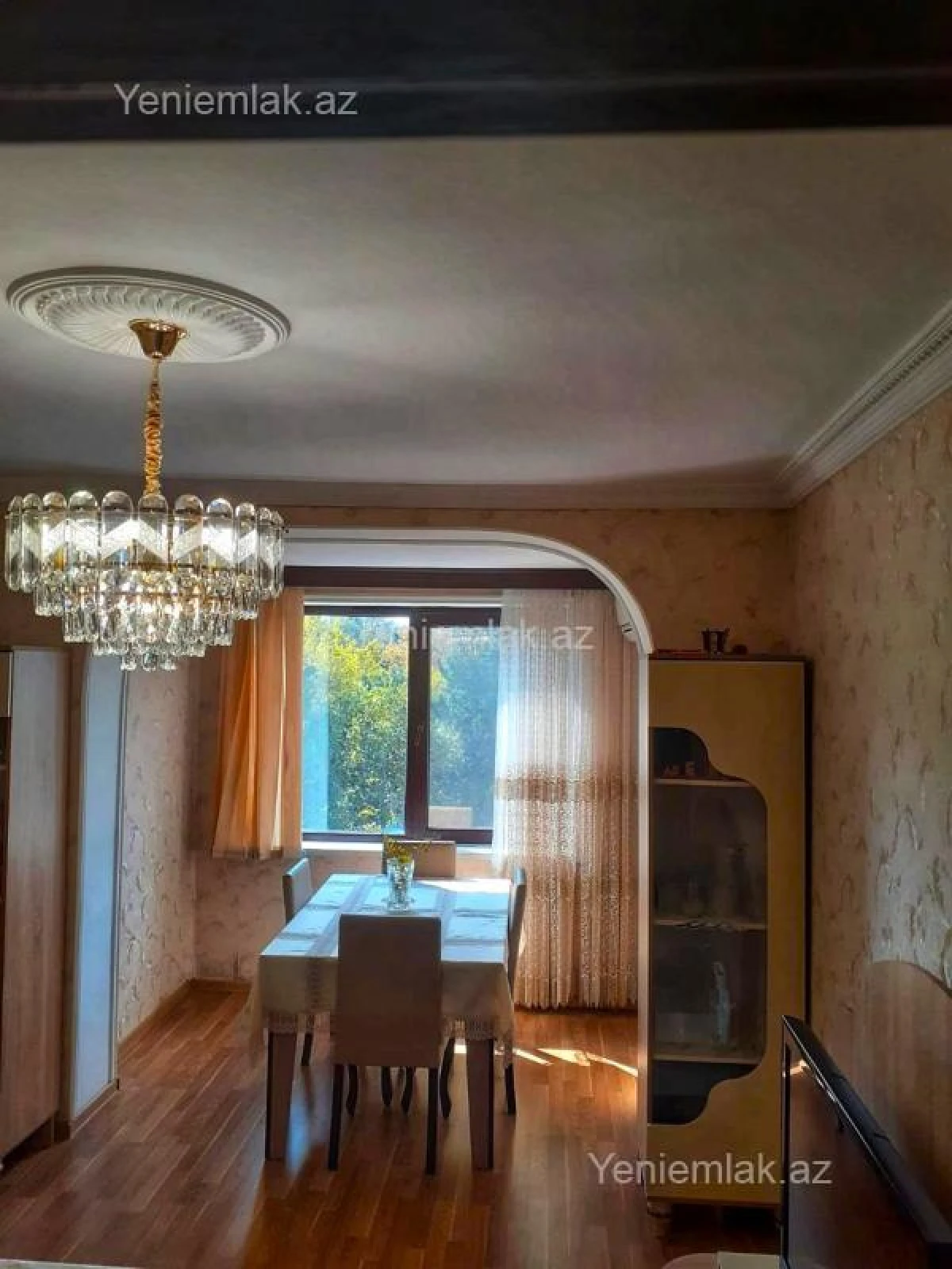Satılır 3 otaqlı köhnə tikili 90 m²