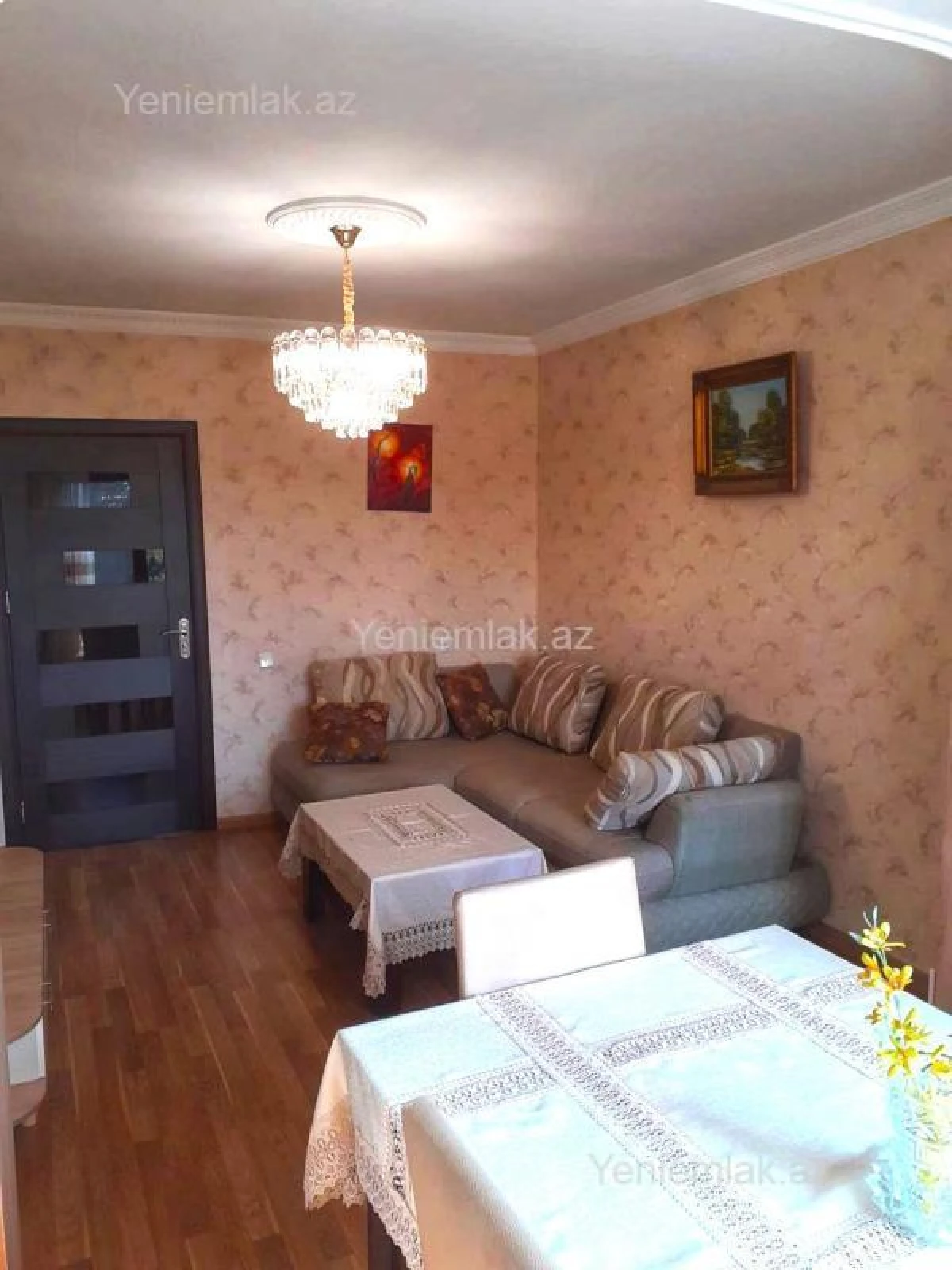 Satılır 3 otaqlı köhnə tikili 90 m²