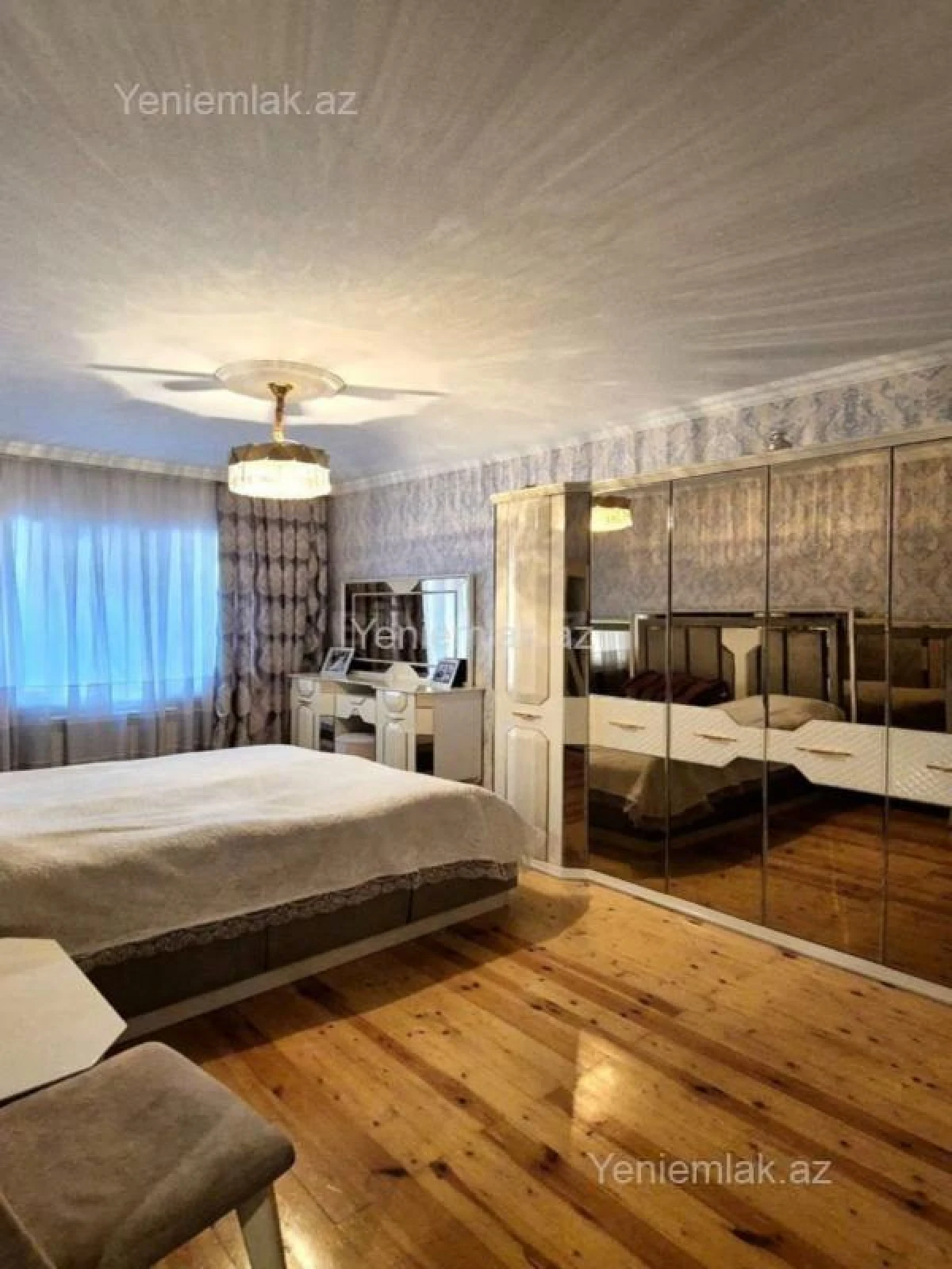 Satılır 3 otaqlı köhnə tikili 80 m²