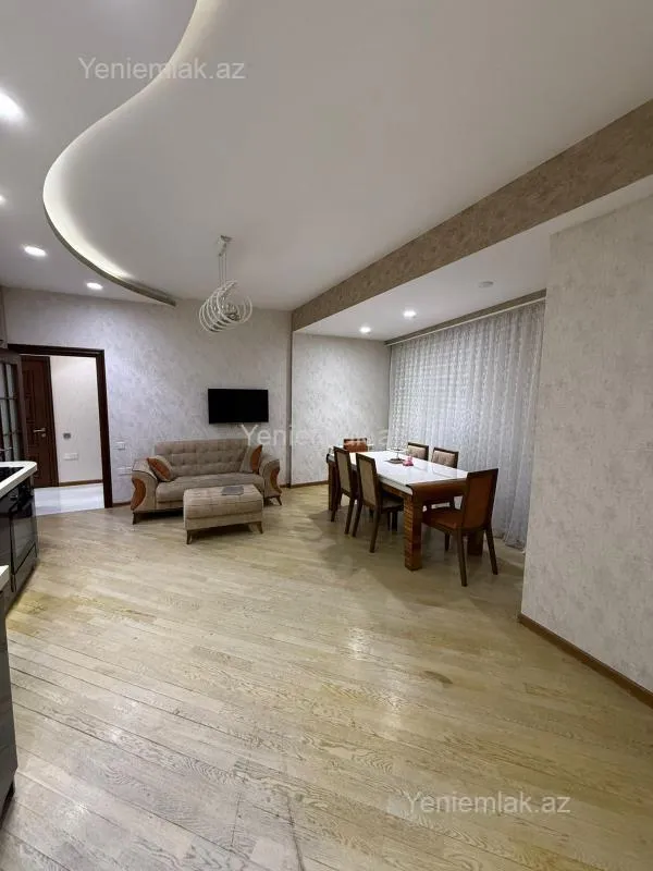 Satılır 3 otaqlı yeni tikili 90 m²