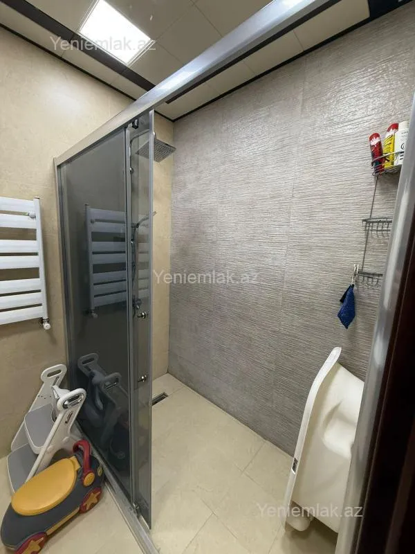 Satılır 3 otaqlı yeni tikili 90 m²