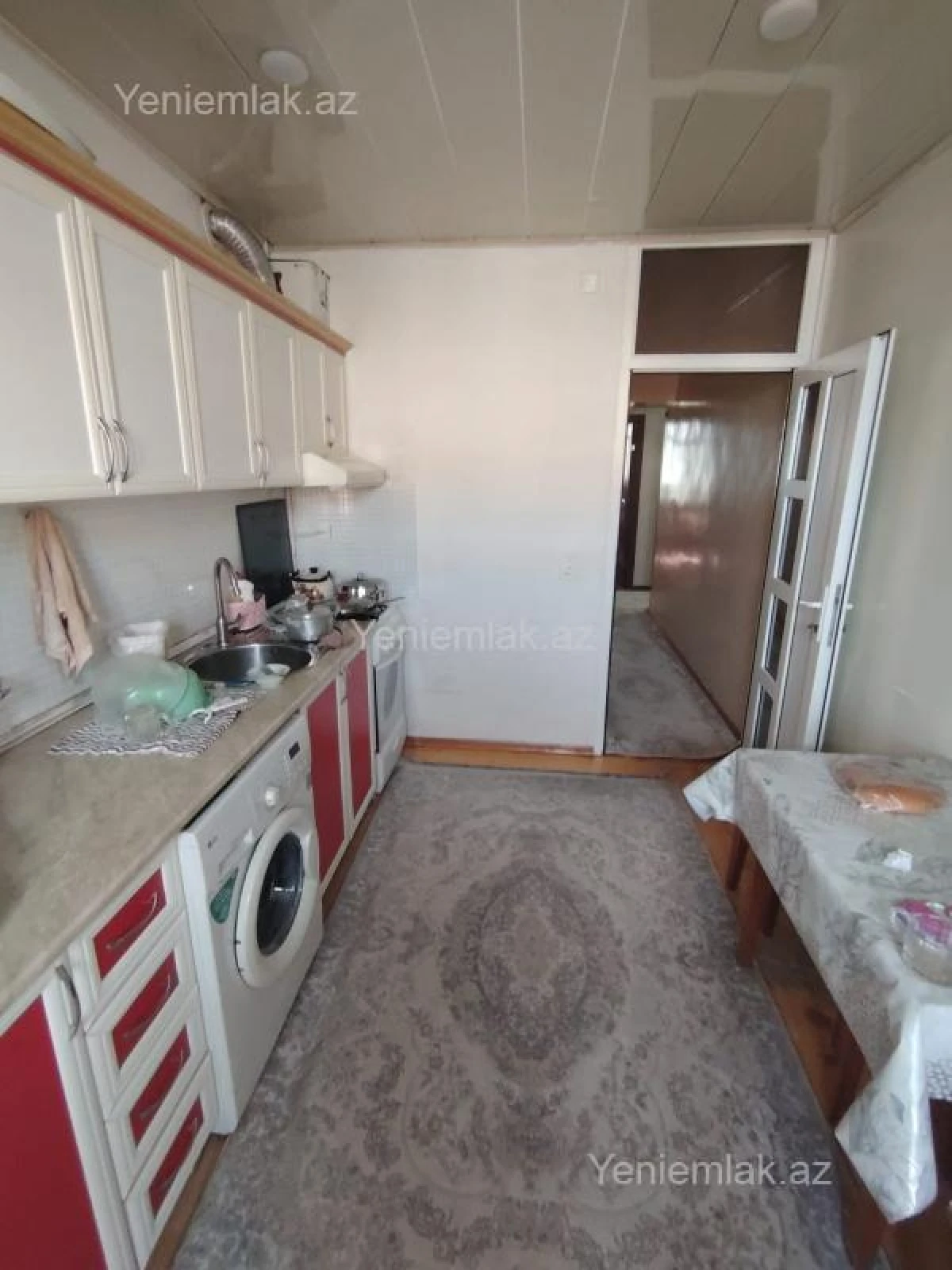 Satılır 4 otaqlı köhnə tikili 95 m²
