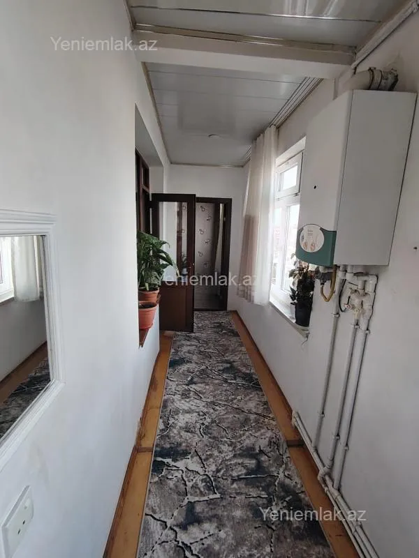 Satılır 4 otaqlı köhnə tikili 95 m²