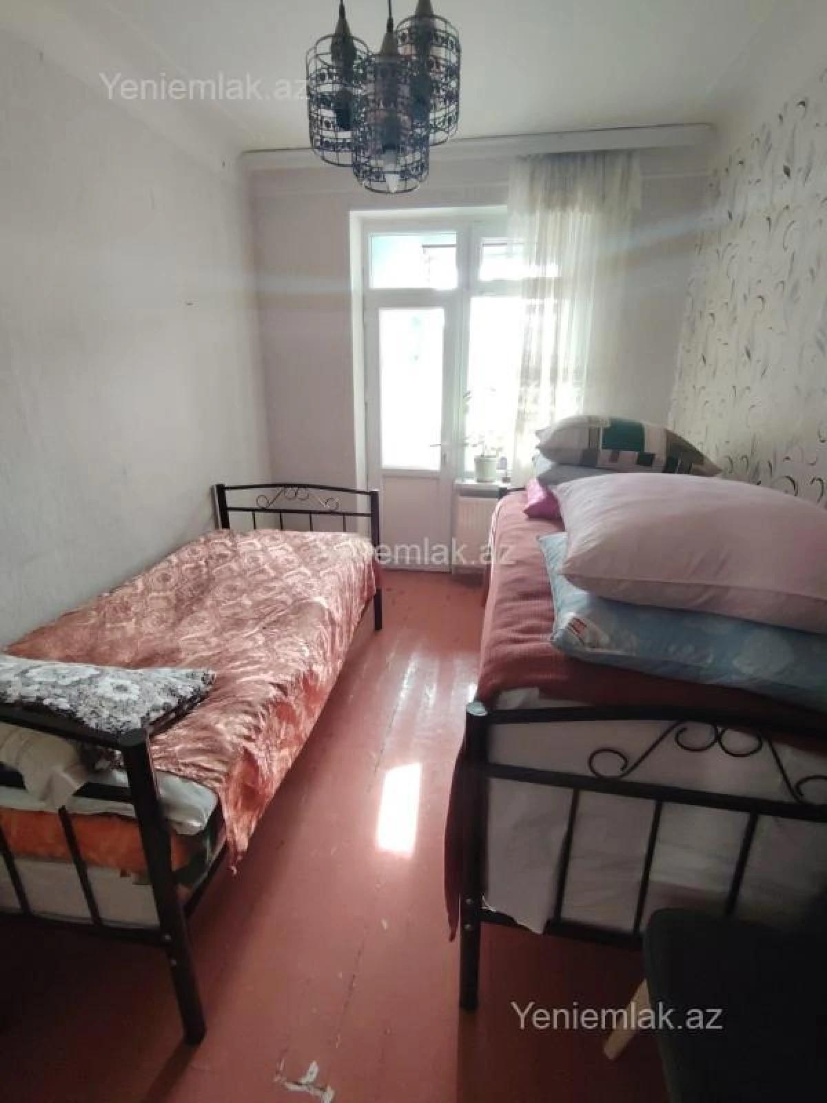 Satılır 4 otaqlı köhnə tikili 95 m²