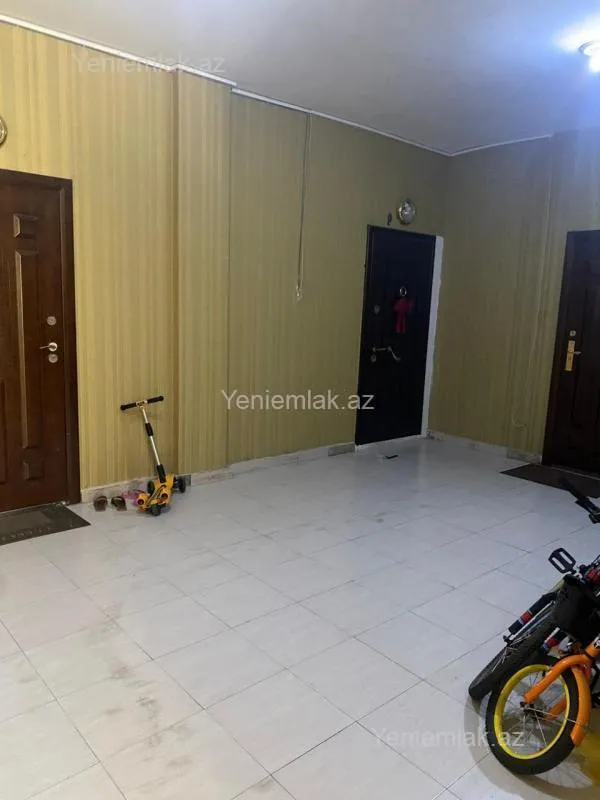 Satılır 4 otaqlı yeni tikili 165 m²