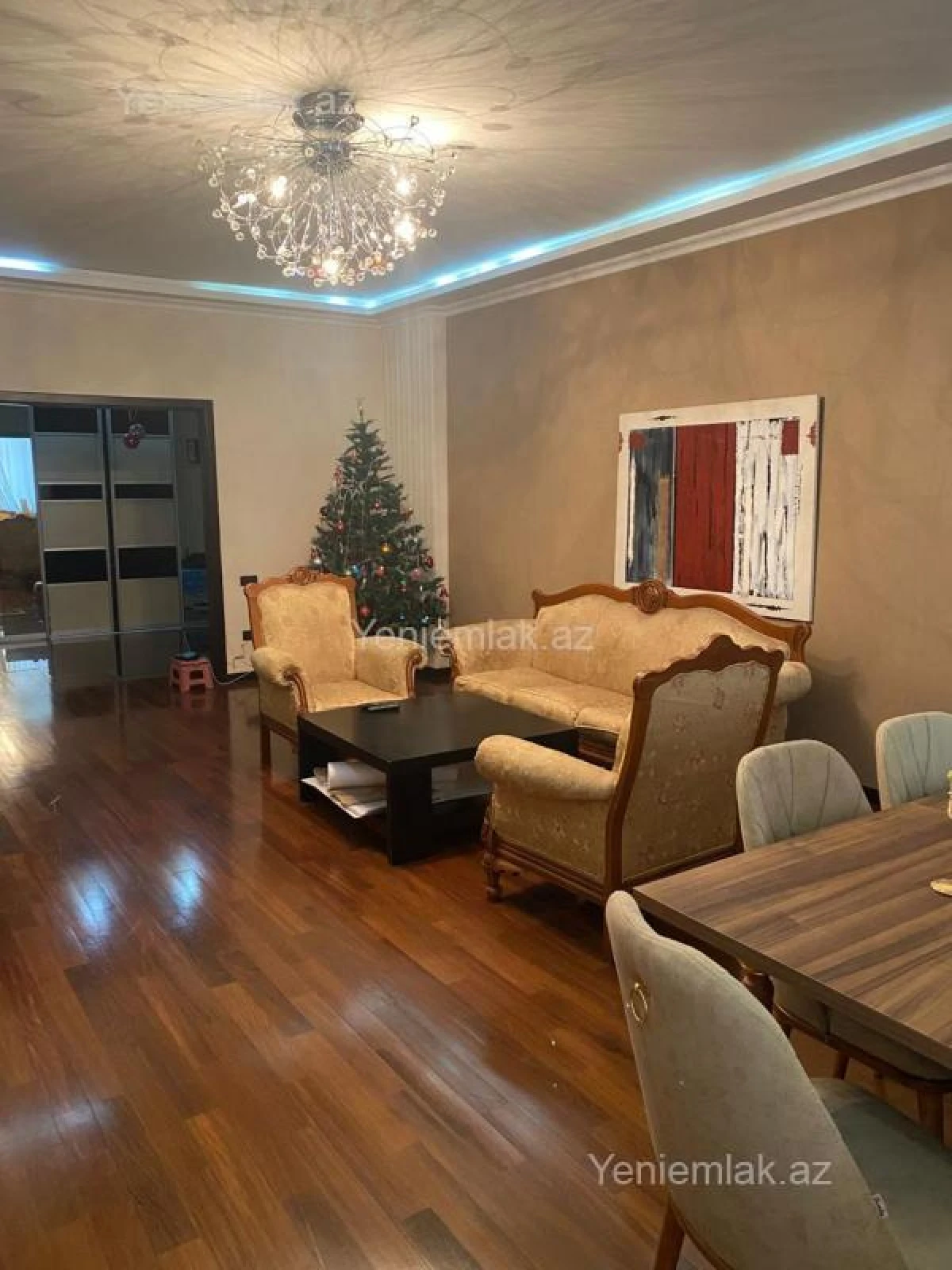 Satılır 4 otaqlı yeni tikili 165 m²