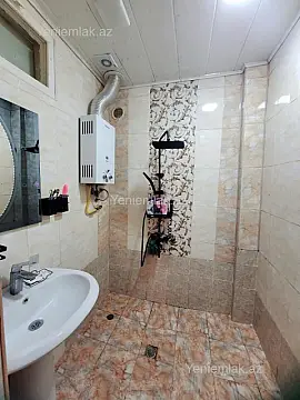 Satılır 3 otaqlı köhnə tikili 82 m²