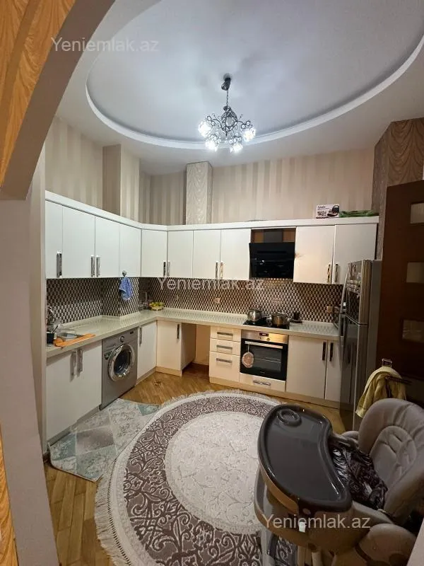 Satılır 4 otaqlı yeni tikili 165 m²