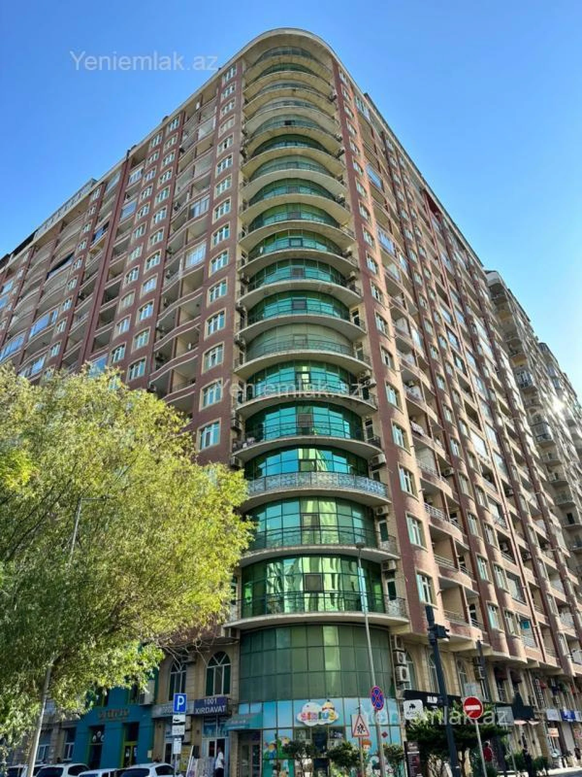 Satılır 4 otaqlı yeni tikili 165 m²