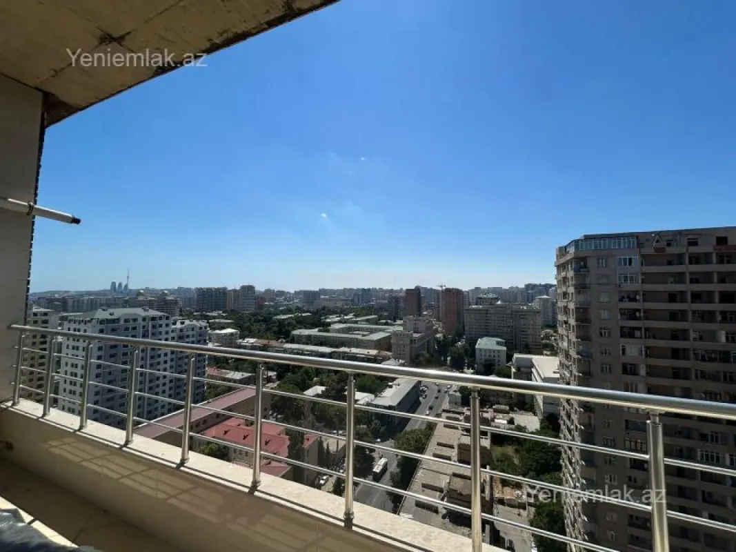 Satılır 4 otaqlı yeni tikili 165 m²