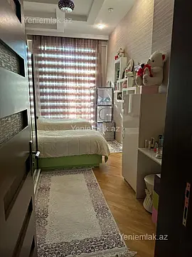 Satılır 4 otaqlı yeni tikili 165 m²