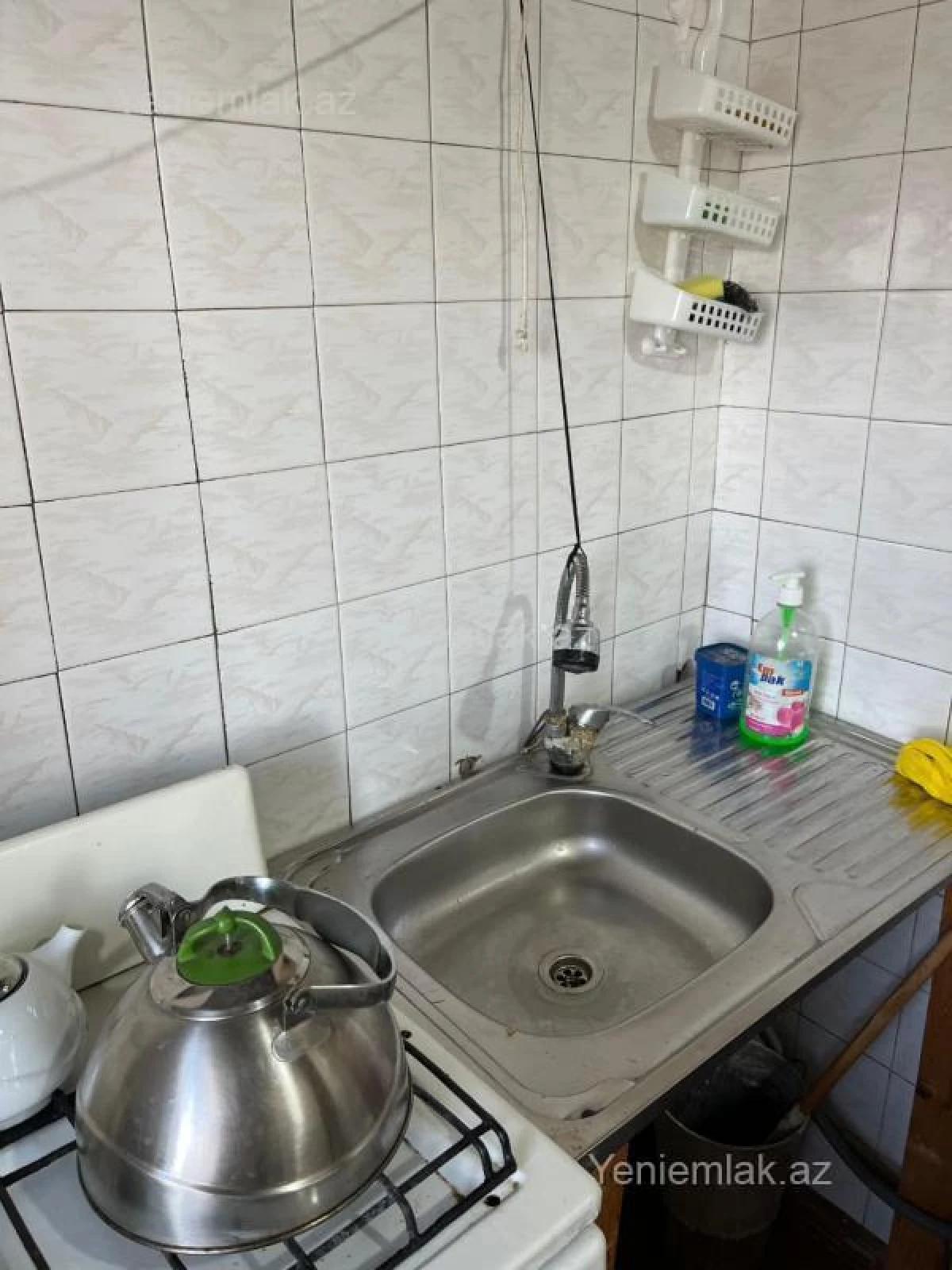 Satılır 3 otaqlı köhnə tikili 68 m²