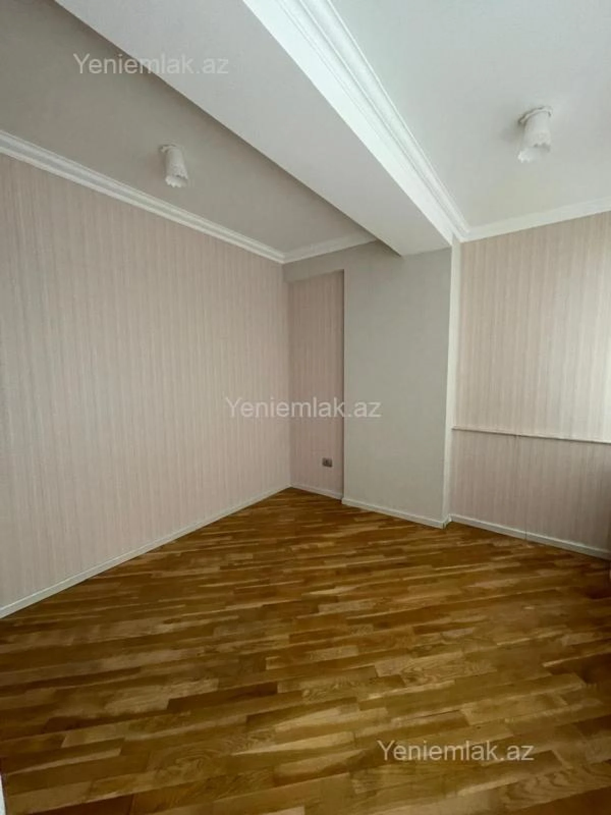 Satılır 3 otaqlı yeni tikili 98 m²