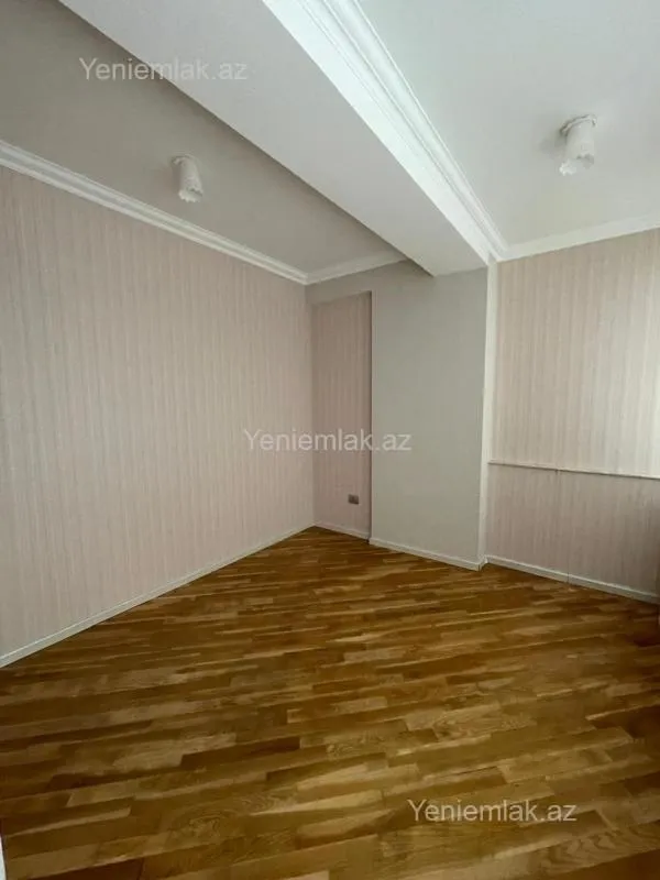Satılır 3 otaqlı yeni tikili 98 m²