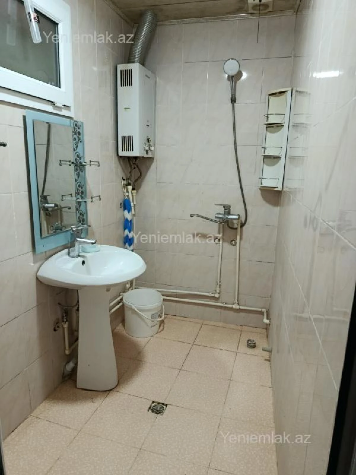 Satılır 3 otaqlı köhnə tikili 80 m²