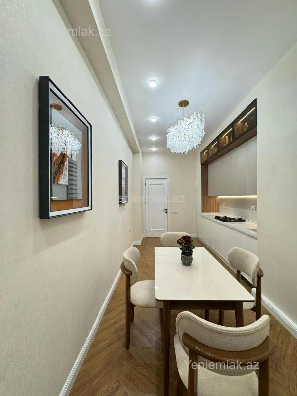 Satılır 3 otaqlı yeni tikili 120 m²