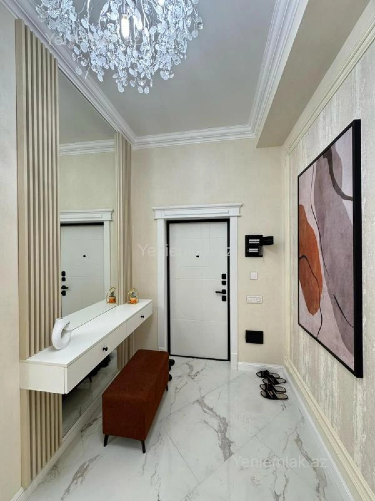 Satılır 3 otaqlı yeni tikili 120 m²