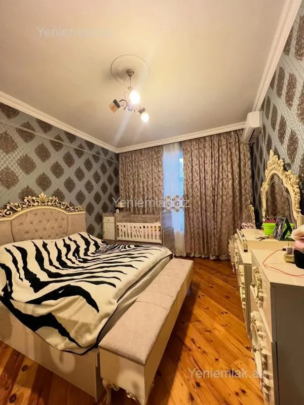 Satılır 2 otaqlı yeni tikili 88 m²