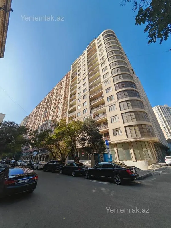 Satılır 3 otaqlı yeni tikili 157 m²