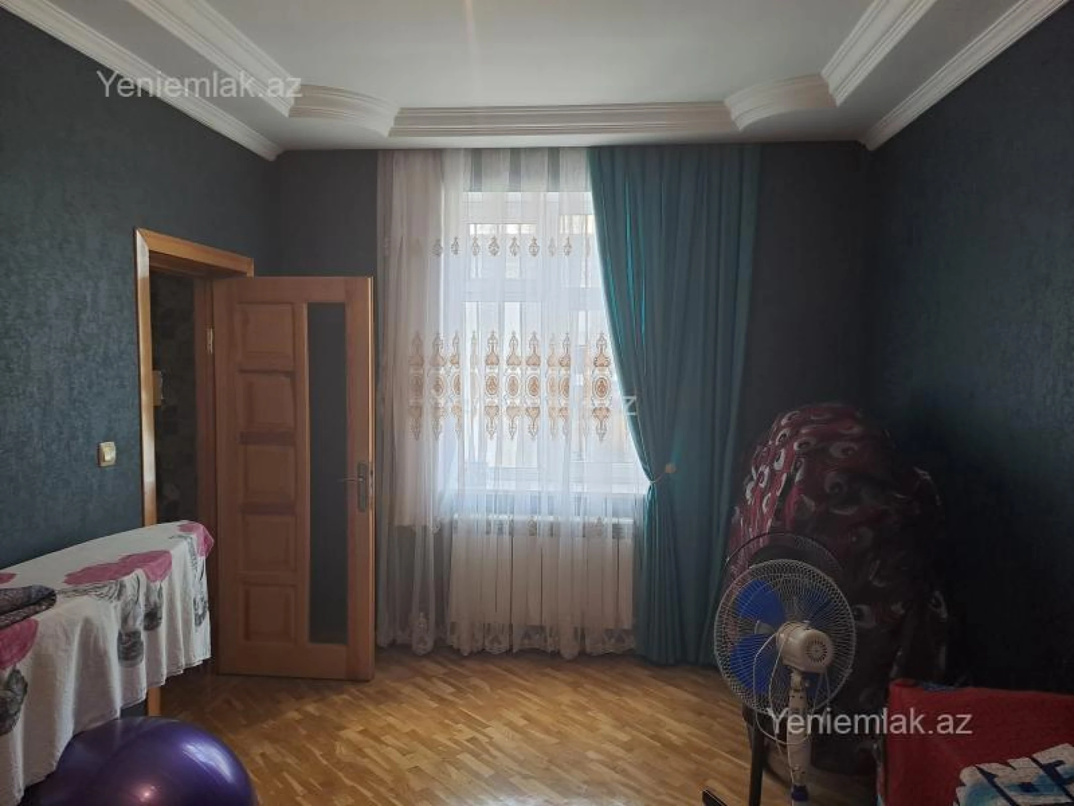 Satılır 6 otaqlı həyət evi 180 m²